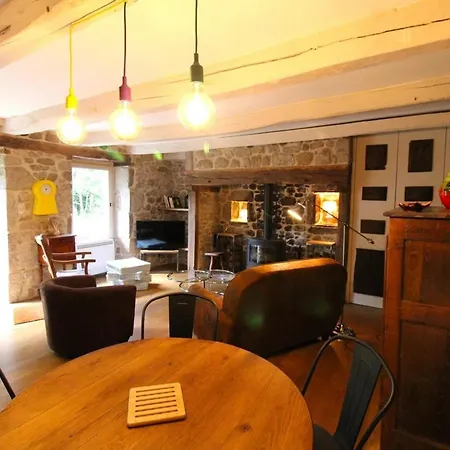 Maison De Caractere Avec Spa, Sauna, Et Terrasse Couverte A - Fr-1-742-558 * Parlan